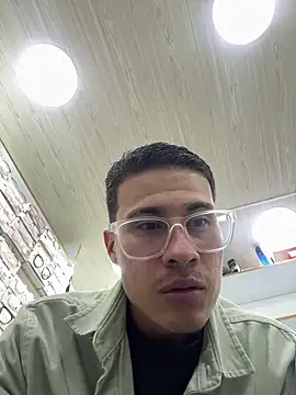 Latin_Paisa_Boy Adlı Modelin Web Kamerası Şovu