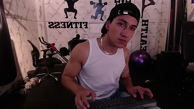 Andy_Joy_: απευθείας συνομιλία ΧΧΧ