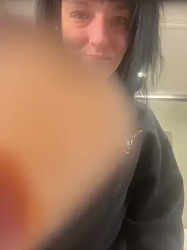 Pokazy przed kamerką – KarmaXblayze