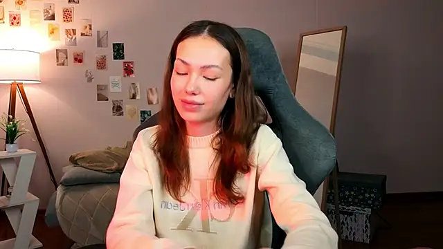 XXX chat uživo modela nexorine