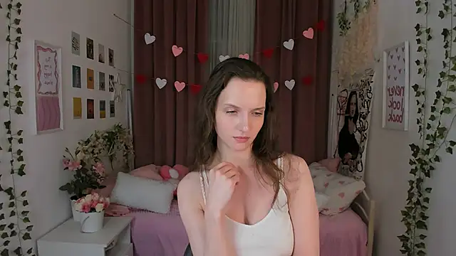 Ariadna_Shy: онлайн-секс-чат