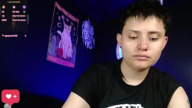 Czat XXX na żywo – girl_intense444