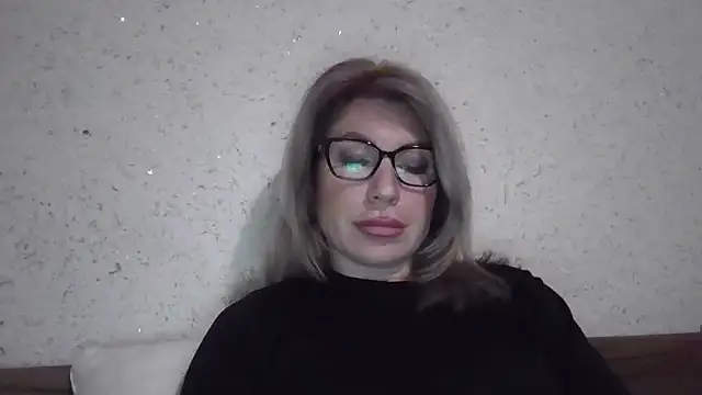 fox_red_lady7's Live XXX Chat