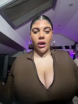 โชว์เว็บแคมของ MinaKhalina