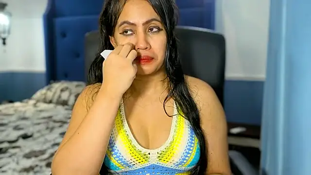 FannyXhot Chat XXX in diretta