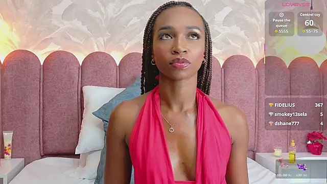 Pertunjukan Kamera Web Agatha-Adams