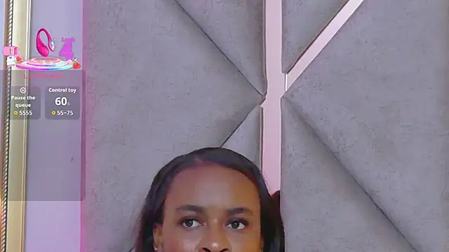 XXX chat uživo modela Sally-Noa