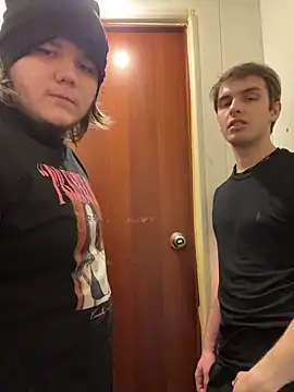 desiredude9 – webcam-show