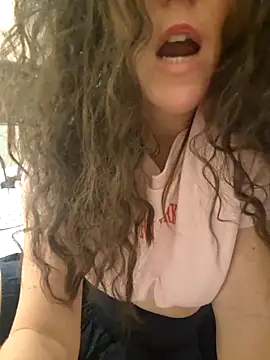 NaughtyCatgirlのウェブカメラショー