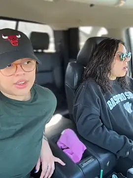 KittyTatts webkamerás műsora