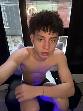 yoursexyjose's Webcam Show