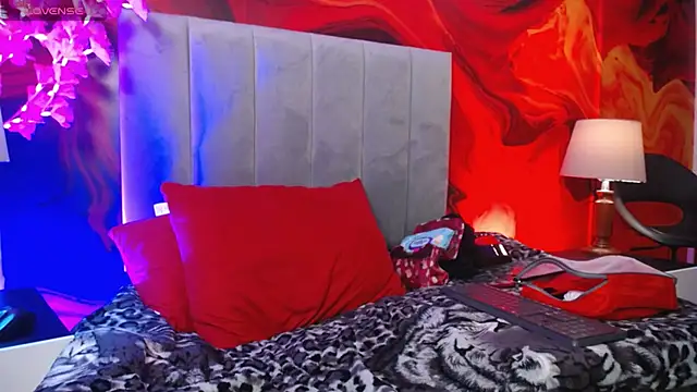 Kenndra69 Webcam Show