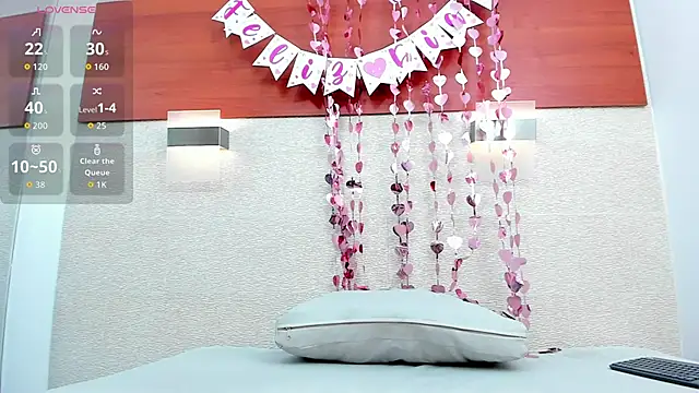 แชท XXX สดของ susan_elliot