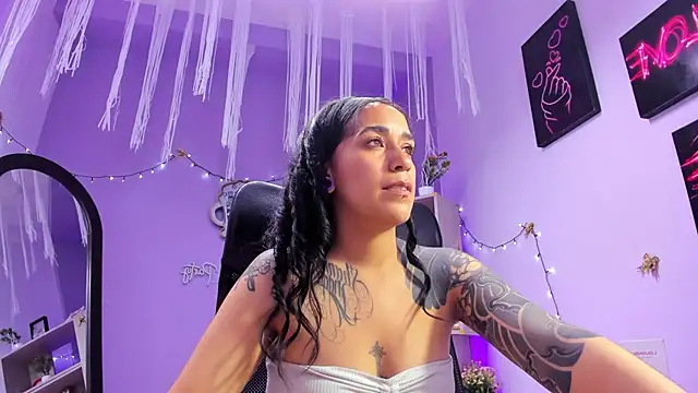 Živý XXX chat StaceyLeee