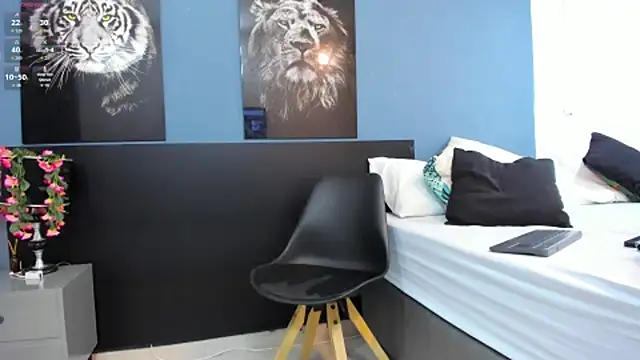 SophiaQueens: онлайн-секс-чат