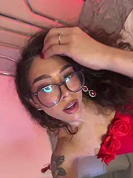 Samantha_Bernardo's Webcam Show