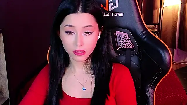 RedMidnight Show in webcam