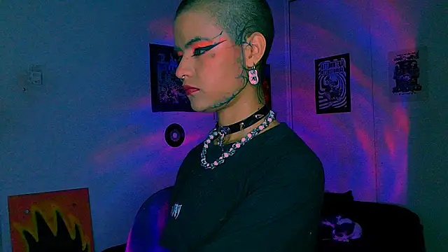 alex_one888 即時 XXX 聊天