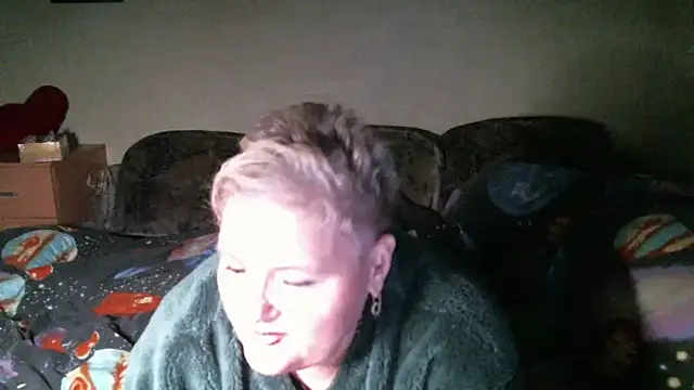 Lana555 现场XXX聊天