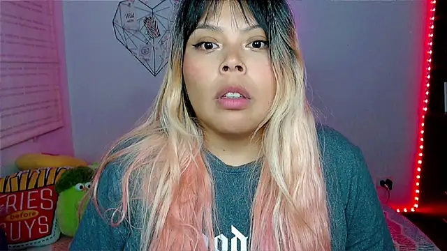 EllieMoonX 现场XXX聊天