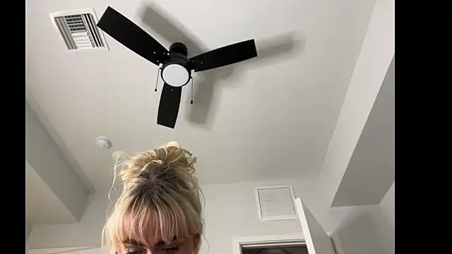 Czat XXX na żywo – ElenaErickson