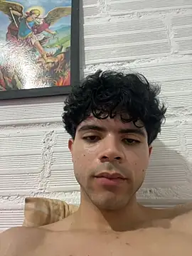 Axel-MejiaのライブXXXチャット