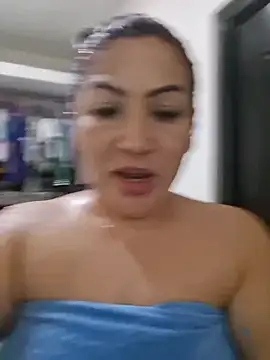 Chat +18 de Mechi-Dirty ao vivo