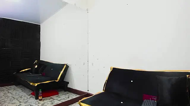 Lynn_Jones 라이브 XXX 채팅