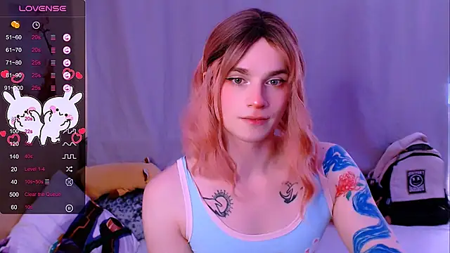 Pertunjukan Kamera Web Alice_Hells