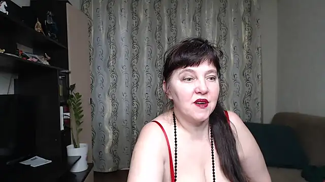 แชท XXX สดของ Illusionq