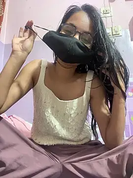 Sandhya_77 Pertunjukan Webcam