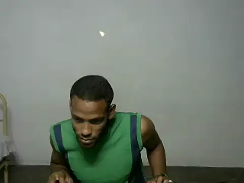 michel_sc: διαδικτυακό σόου στη ν κάμερα