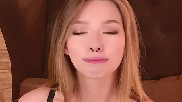 Sierra_Fane Live XXX-Chat