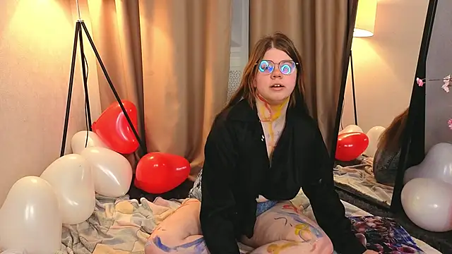 AminaBloom Live XXX Chat