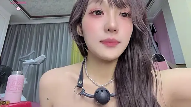 Yaya--728のウェブカメラショー