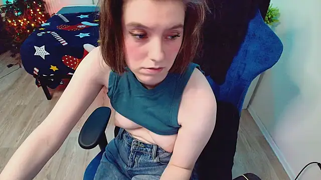 Chatroom XXX en direct de CranberryHot