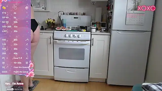 Annaofbee Pertunjukan Webcam