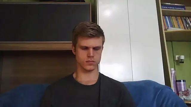 Pertunjukan Kamera Web NinhoMorango