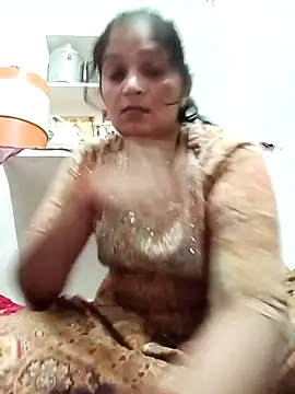 Mohni_love's Webcam Show