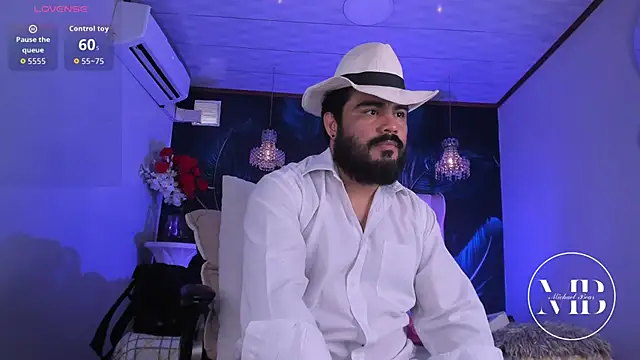 MichaelBear_ Webcamshow