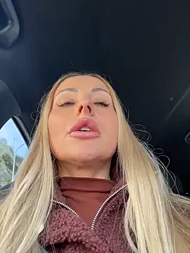 Вебкам-шоу EmaSalis