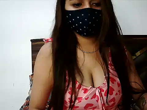 Gloie4uのライブXXXチャット