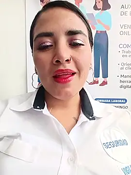 Chat XXX en directo de MAYE__13