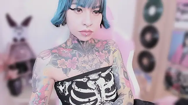 دردشة NikkiRamone الجنسية المباشرة