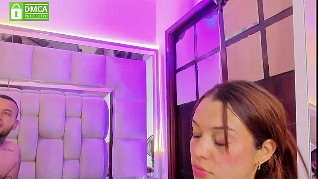 Chat +18 de Bellahot387 ao vivo