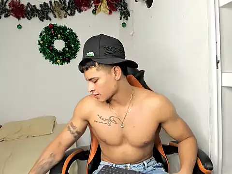 Pokazy przed kamerką – RYAN_MYEARZ__