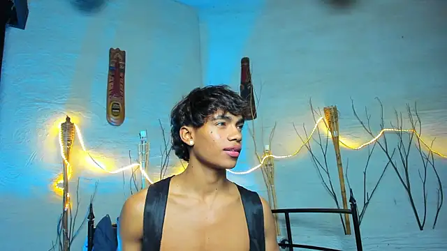 AlanCuteeのウェブカメラショー