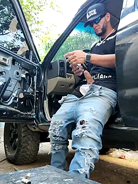 PIGHIGHDIRTY_p0: διαδικτυακό σόου στην κάμερα