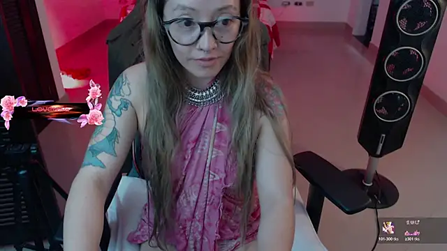 pink-2022 即時 XXX 聊天