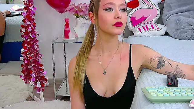 EvaMenders: απευθείας συνομιλία ΧΧΧ